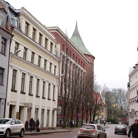 Dream Apartment Near The Old Tower Riga Bagian luar foto