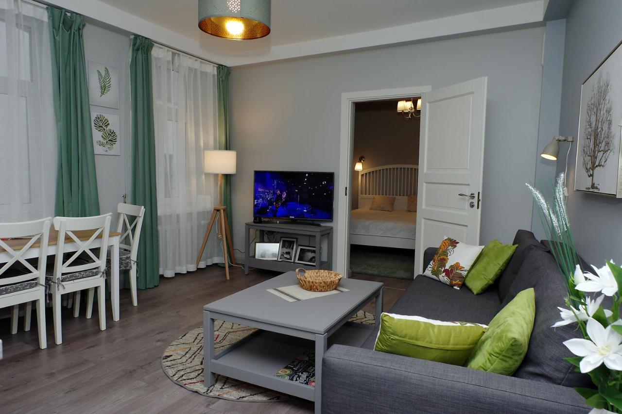 Dream Apartment Near The Old Tower Riga Bagian luar foto