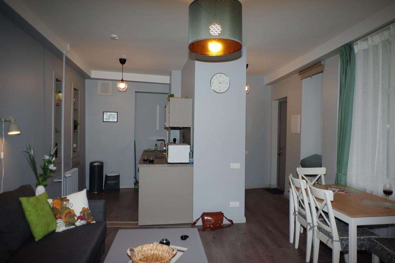 Dream Apartment Near The Old Tower Riga Bagian luar foto